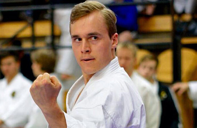 Jesse Enkamp, il “Karate-Nerd”